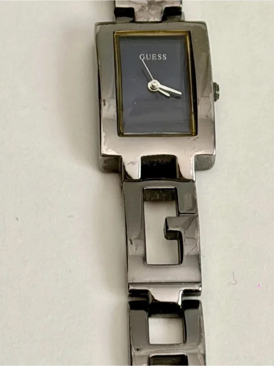 Guess Women’s Watch Wristwatch G Shaped Links 6.5” Bracelet Length