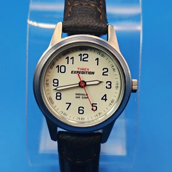 Vintage 2010 Timex Expedition Indiglo 26mm Women's‎ Quartz Watch Leather Band