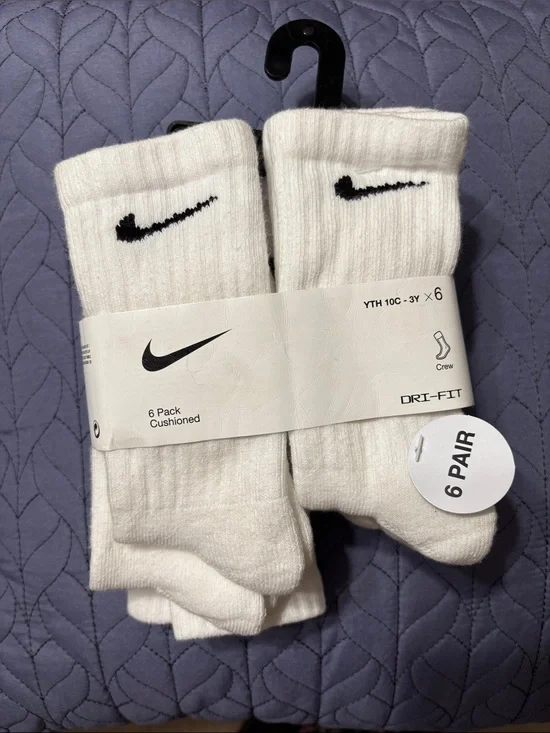 Nike White Crew Athletic Socks 6-Pack - Black Swoosh