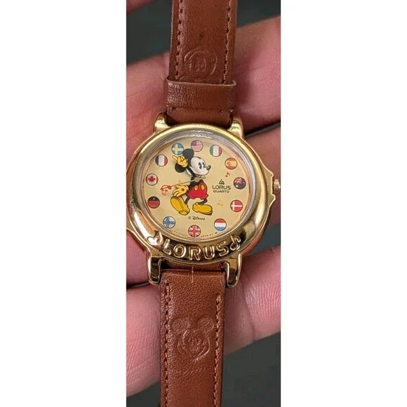 Vintage (1990) Disney Lorus Mickey Mouse V421-0020 Musical Flags Watch READ!