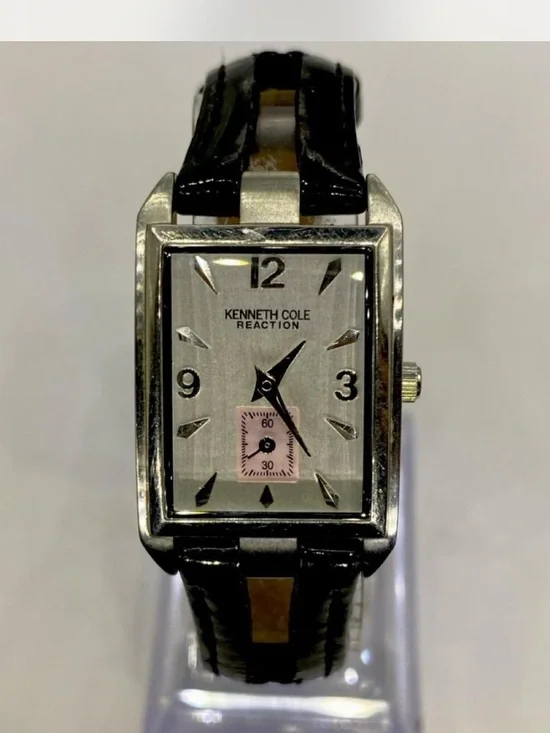 *** Kenneth Cole ^^ Reaction Silver Dial Watch /   Pink Subdial ^^^