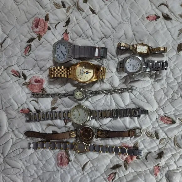 Lot of 8 Vintage Mens Womens Quartz Wrist Watches Watch Mixed Joblot Repair Part