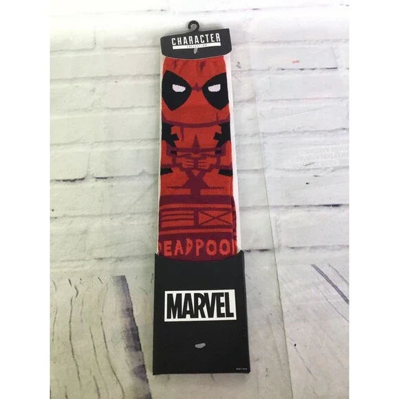 Character Collection Marvel Deadpool Themed Men's Crew Novelty Socks 1 Pair NEW
