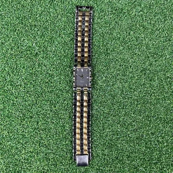 Vintage Elgin Womens Diamond Quartz Two Tone Base Metal Bezel Watch