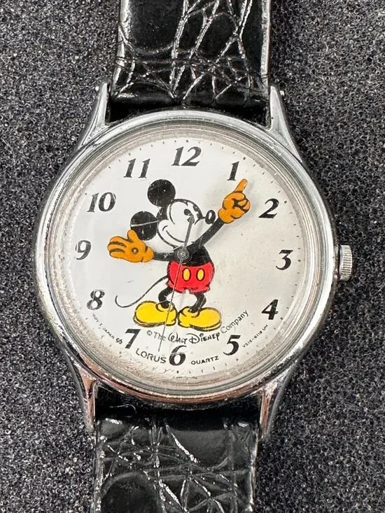 Lorus Mickey Mouse Watch Women Silver Tone Patent Leather Band New Battery