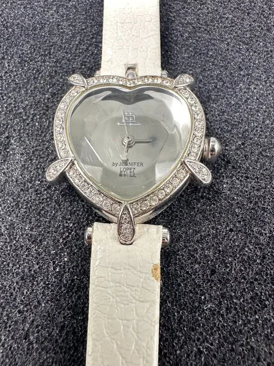 JLo Jennifer Lopez Watch Women Faceted Heart Case White Band New Battery