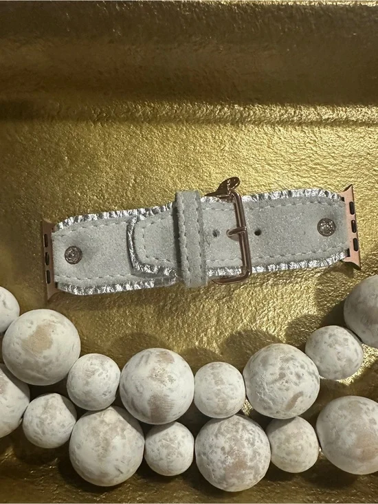 Spark’l Apple Watch Band in Light Gray with Rose Gold Hardware