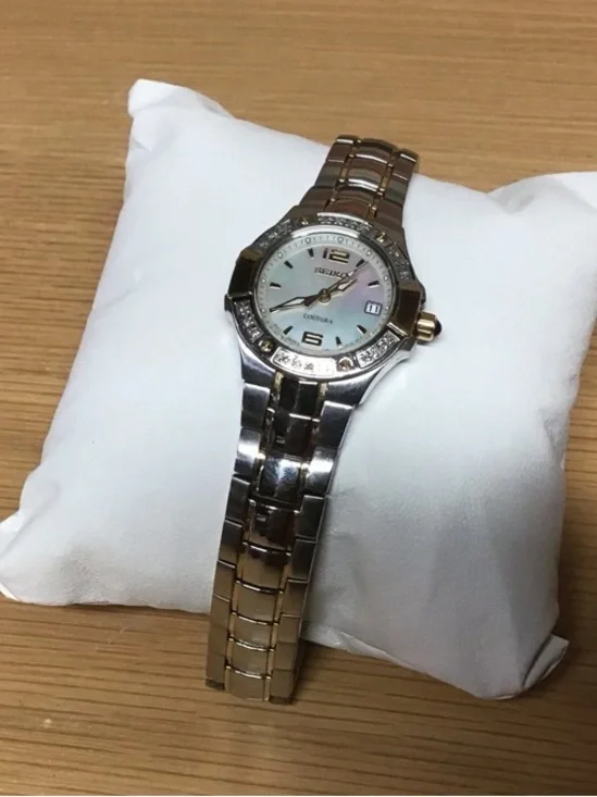 Seiko Coutura Ladies Watch 7N82-0CG0 Mother of Pearl Diamond Bezel Two-Tone