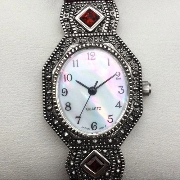 Avon Garnet Womens Watch 23mm White MOP Dial Red Beaded Bracelet New Battery 8