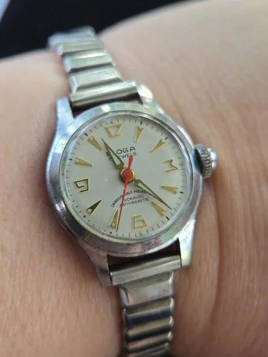 Vintage Eloga Watch 17 Jewels Incabloc Antimagnetic Unbreakable Mainspring