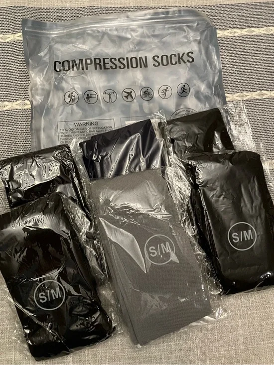 6 pair Compression Socks, size S/M