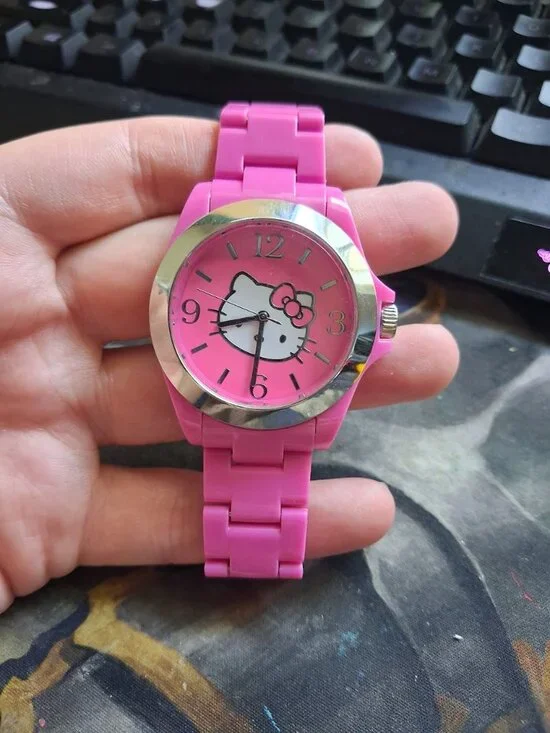 Sanrio Hello Kitty Pink women's watch