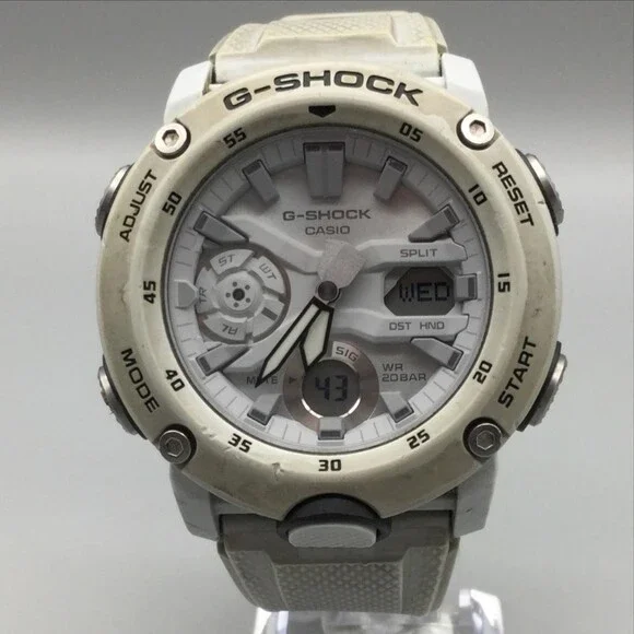 Casio G-SHOCK 5590 GA-2000 Mens Watch 46mm White Carbon Core New Battery