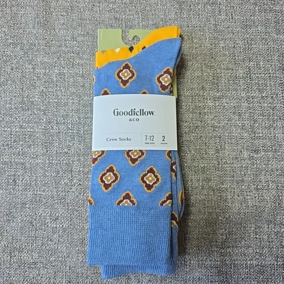 Goodfellow & Co. multicolor dress crew socks. 2 pairs size 7-12.