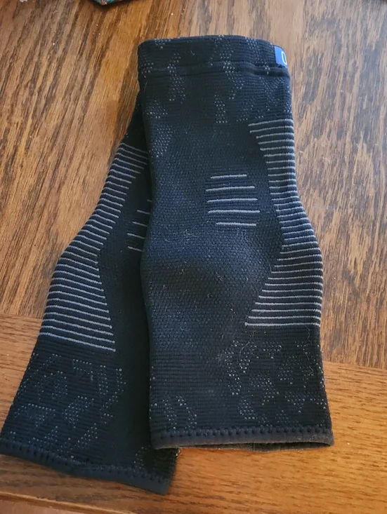 Nano Black Athletic Compression Ankle Sleeves