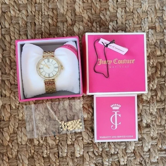✨️NWT JUICY COUTURE Gold Diamond lined Watch