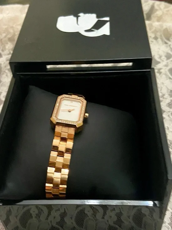 Karl Lagerfeld, KL6107, Rose Gold Tone Rhinestones Quartz Ladies Watch w/ Box