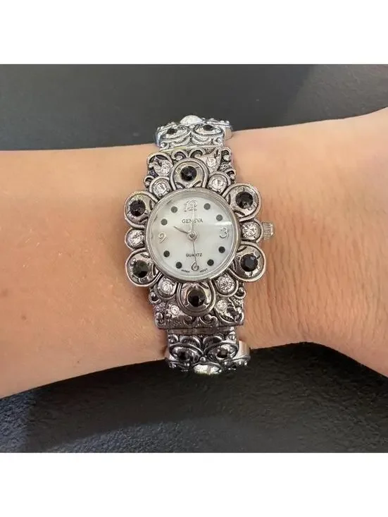 What a beautiful vintage watch#jewelry#watch#vintage#chic#silver