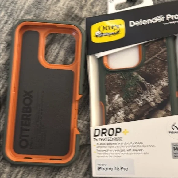 iPhone 16 pro cases