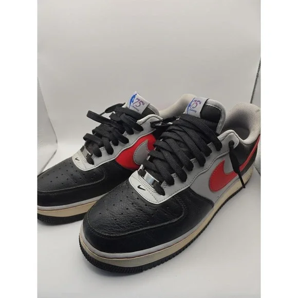 Nike Air Air Force 1 '07 LV8 DMB Size 11.5 With Box