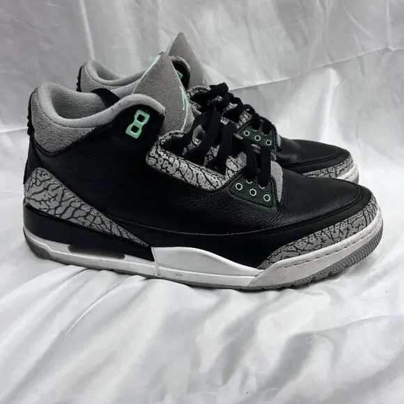 Nike Air Jordan 3 Retro Green Glow Mens Size 10 Black Grey CT8532-031 Used