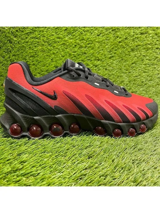 Nike Air Max DN8 Black Bright Crimson Red Mens Size 9.5 Running Shoes Sneakers
