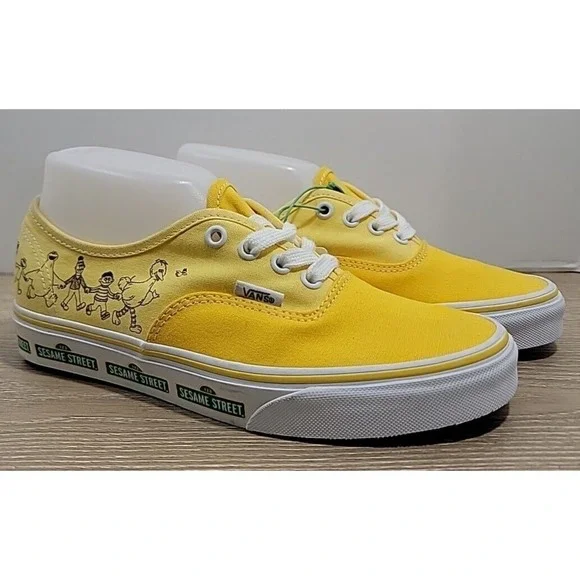 Vans X 'Sesame Street Family' Yellow 508731  Men Sz‎ 6 Women Sz 7.5 NEW