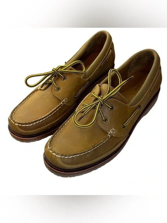 LANDSEND NWOT Mens Leather Boat Shoes Moccasins Grippy Sole Rugged Construction