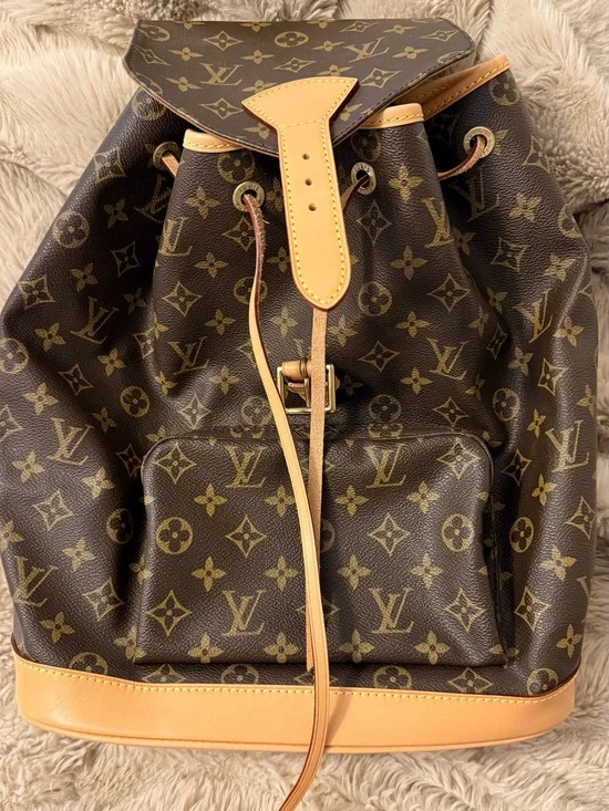 Authentic Louis Vuitton Classic Monogram Backpack GM — Excellent Condition!!