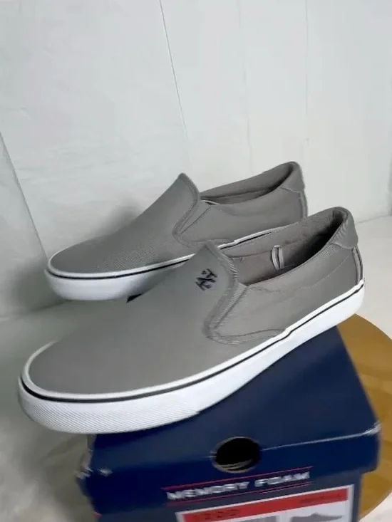 IZOD Sunapee Men's 8.5 Gray Canvas Slip-On Sneakers Memory Foam New Box