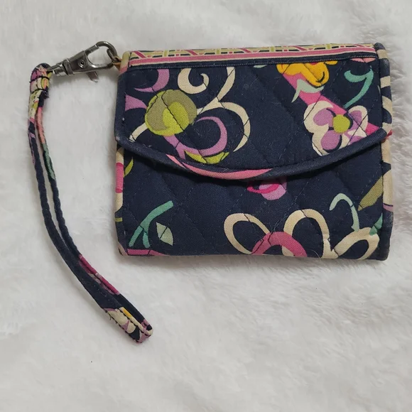Vera Bradley Wristlet Wallet Floral Pattern Navy Pink‎ Cardholder Preppy Quilted