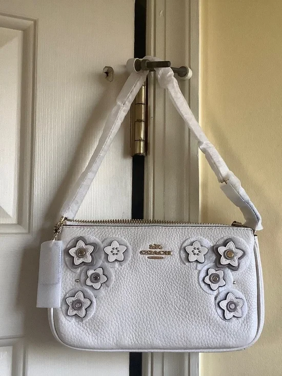 Coach Pebbled Leather Floral Appliqué Large Wristlet With Gold Chain Chalk