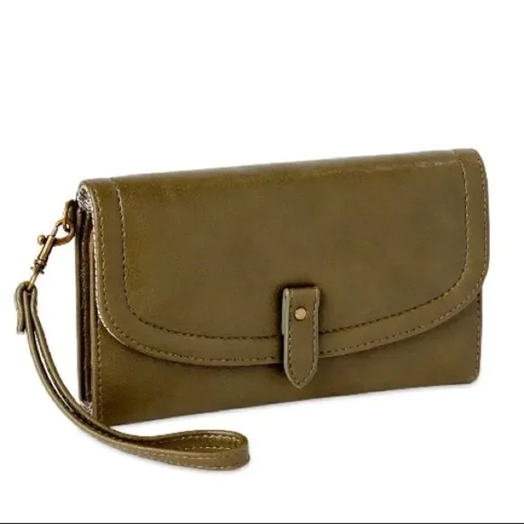 Olive Green Wristlet Wallet‎