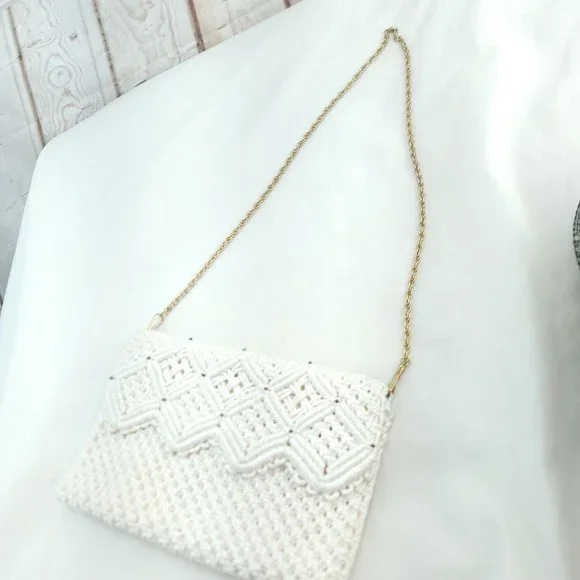 Womens White Woven Knitted Rectangle Shape Chain Strap Lightweight Clutch Bag