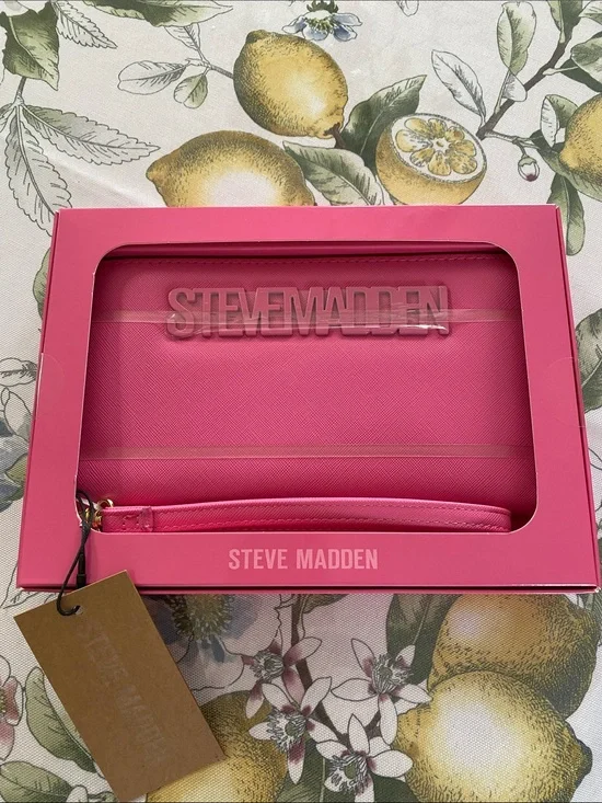 Steve Madden Bright Pink Wristlet Wallet new in box
