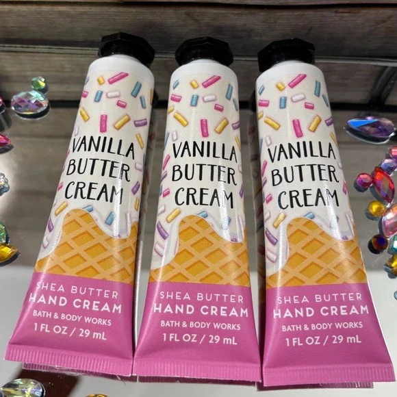 Bath Body Works Vanilla Butter Cream,‎ Happy Birthday, Hand Cream 1oz, Lot of 3