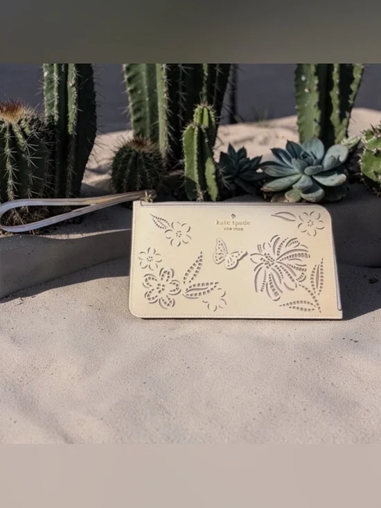 Kate Spade Safiano Meringue Floral 3D Butterfly Wristlet Clutch (PIF)