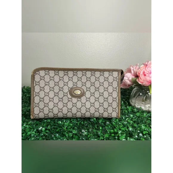 Vintage Collector Gucci Plus GG Portfolio Document Clutch w/Original Guarantee