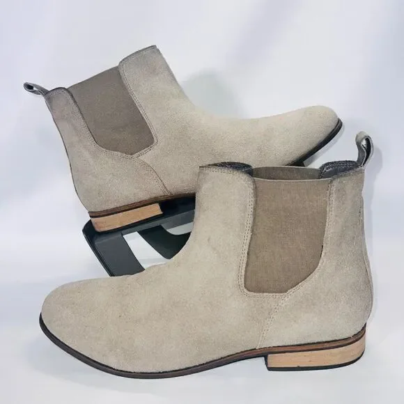Urban‎ Outfitters UO Chelsea Suede Boots Beige Men's 10