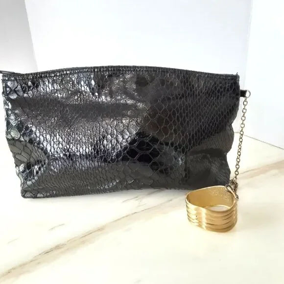 BLACK VEGAN LEATHER EMBOSSED SNAKE SKIN GOLD TONE BRACELET CLUTCH