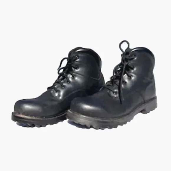 Size: 11 Combat Boots . Utility Slip & Oil Resistant Black Lace Up  Brahma . New