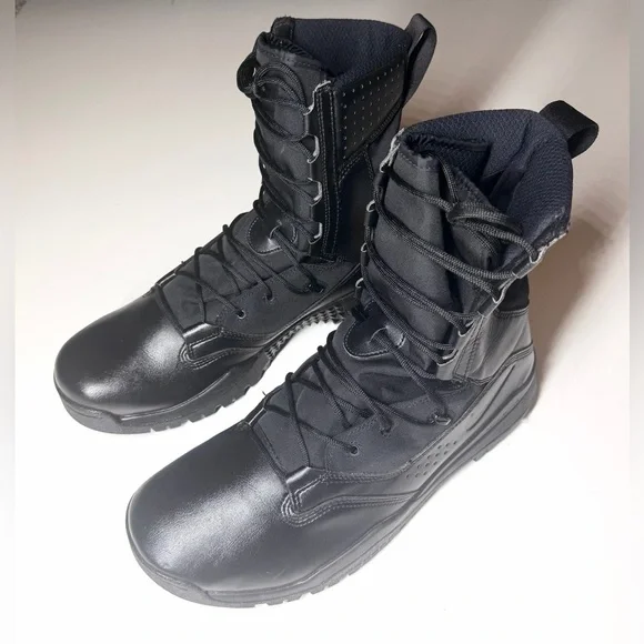 Nike SFB Field 2 8” Men’s Tactical Military Combat Boots Black  Size-12.5