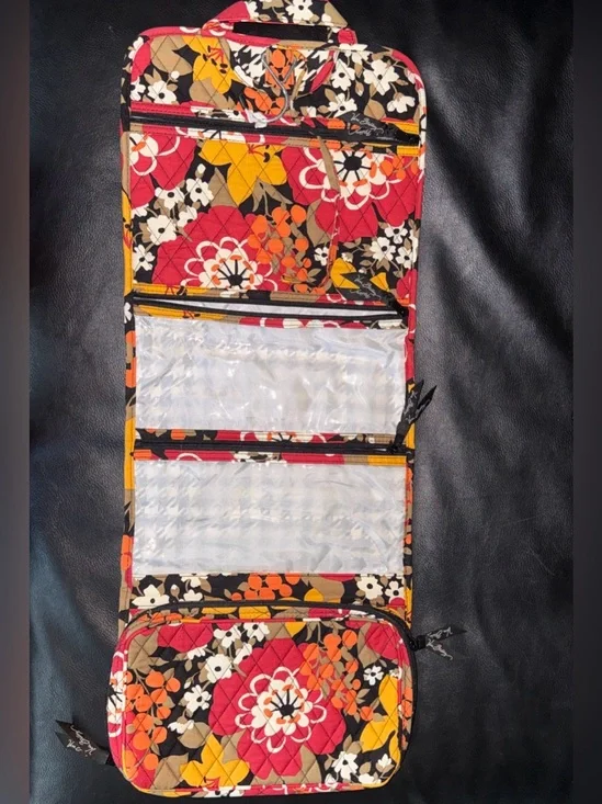 Vera Bradley Quilted Travel Organizer Hanging Toiletry Cosmetic Bag Bittersweet