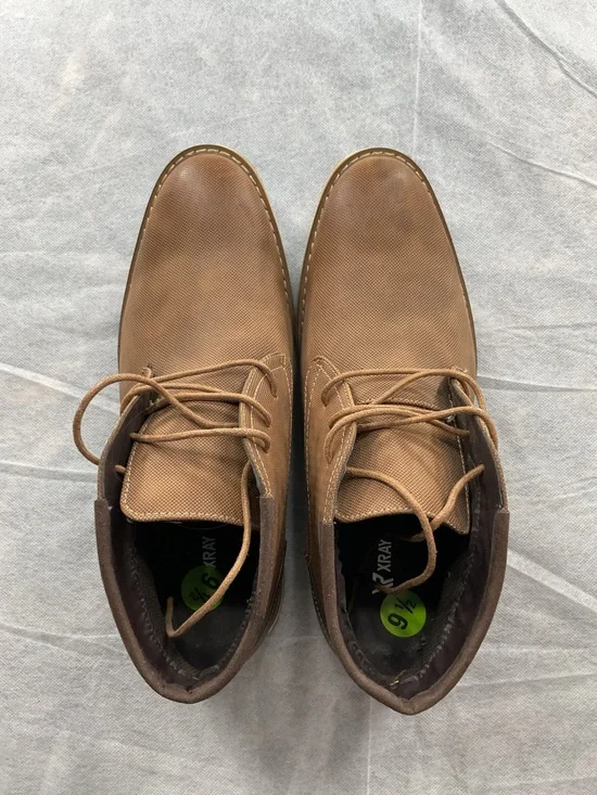Men's Tan Chukka Boots — Casual Lace-Up Comfort