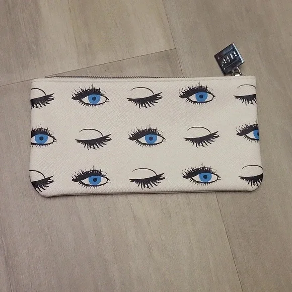 Rodan +‎ Fields Eye White Cosmetic Pouch