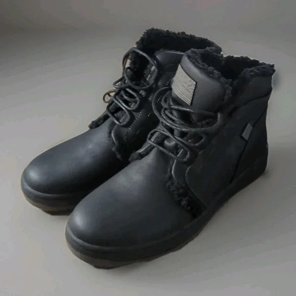 B-52 by Bullboxer Chukka Boots Men's Black Topper Lined Casual Boots Size 11 New