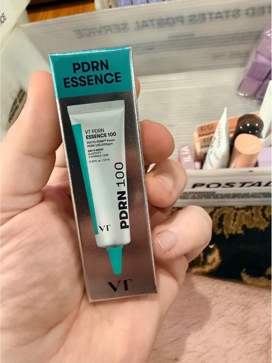 VT PDRN Essence 100 Skin Care Serum