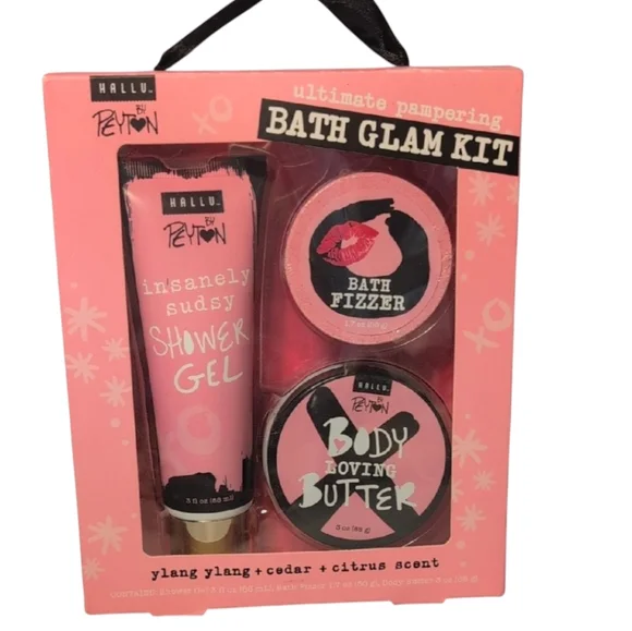 Hallu by Peyton Ultimate Pampering Bath Glam Kit