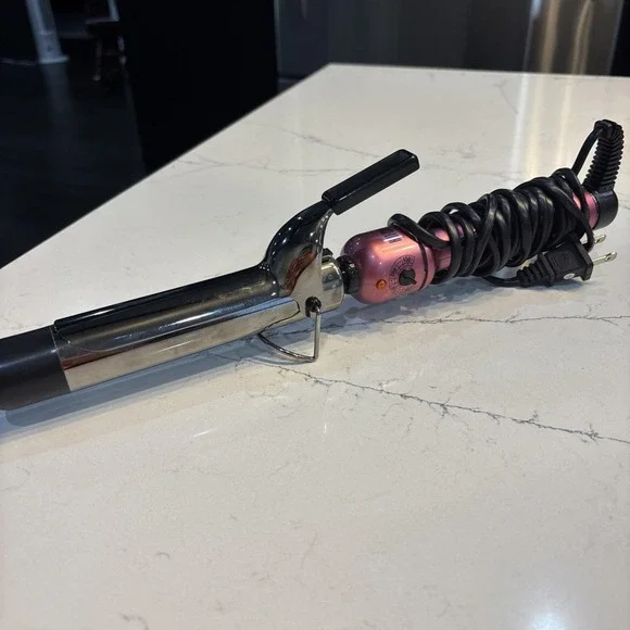 Tools Professional 1 1/4 Inch Titanium Pink Curling Iron Wand