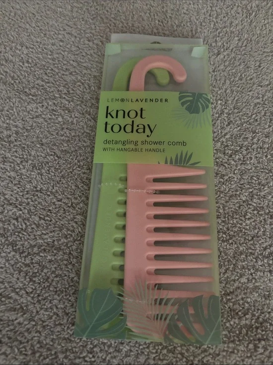 ☀️5/$20 Knot Today Detangling Shower Comb Set with Hangable Handle –